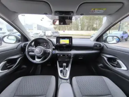 Photo 10 Toyota Yaris Hybride 116h Dynamic Business Toy Exp 1.5 116 ch