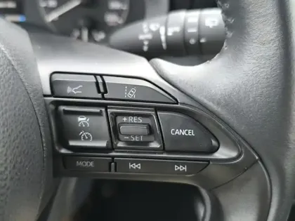 Photo 22 Toyota Yaris Hybride 116h Dynamic Business Toy Exp 1.5 116 ch