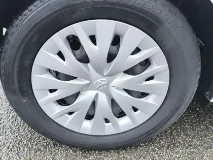 Photo 12 Toyota Yaris Hybride 116h Dynamic Business Toy Exp 1.5 116 ch