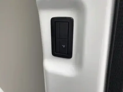 Photo 15 Ford Custom Gén. II Ph1 Limited 1