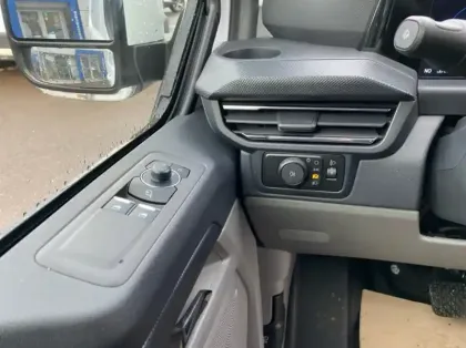 Photo 5 Ford Custom Gén. II Ph1 Limited 1