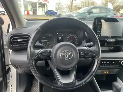 Photo 15 Toyota Yaris Hybride 116h Dynamic 1.5 116 ch