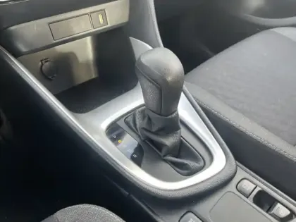 Photo 20 Toyota Yaris Hybride 116h Dynamic 1.5 116 ch