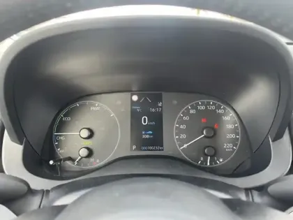 Photo 16 Toyota Yaris Hybride 116h Dynamic 1.5 116 ch