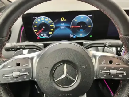 Photo 15 Mercedes Classe B 250+ AMG Line