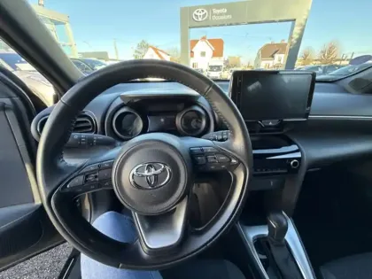 Photo 11 Toyota Yaris Hybride 116h Design