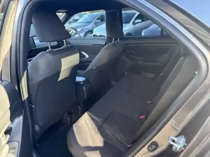 Photo 14 Toyota Yaris Hybride 116h Design