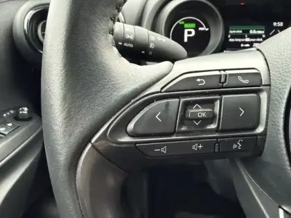 Photo 12 Toyota Yaris Hybride 116h Design