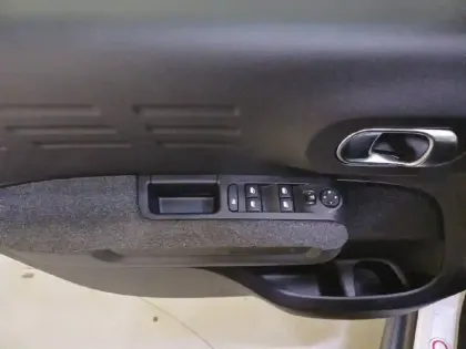 Photo 18 Citroën C3 Aircross  PureTech 130 S&S EAT6