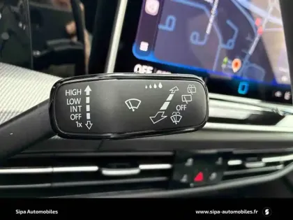 Photo 122 Volkswagen Golf  2.0 TDI 150 DSG7