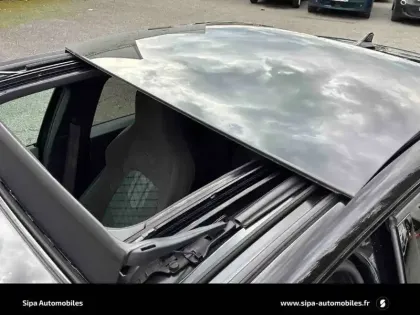 Photo 94 Volkswagen Golf  2.0 TDI 150 DSG7