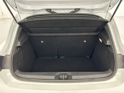 Photo 76 Renault Clio Gén. V (BJA) Ph1 Intens 5