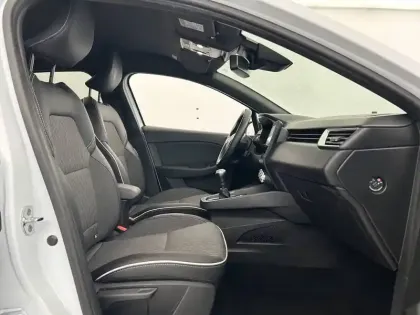 Photo 72 Renault Clio Gén. V (BJA) Ph1 Intens 5