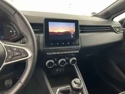 Photo 70 Renault Clio Gén. V (BJA) Ph1 Intens 5