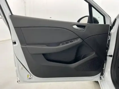 Photo 69 Renault Clio Gén. V (BJA) Ph1 Intens 5