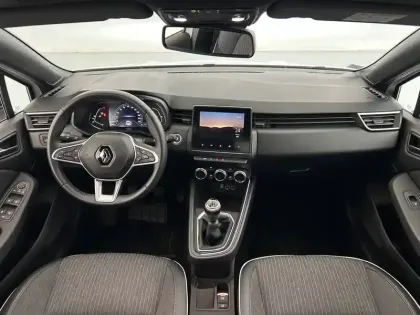 Photo 87 Renault Clio Gén. V (BJA) Ph1 Intens 5