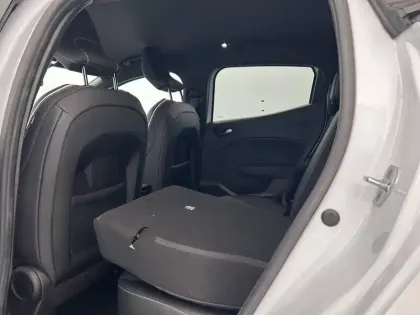 Photo 88 Renault Clio Gén. V (BJA) Ph1 Intens 5