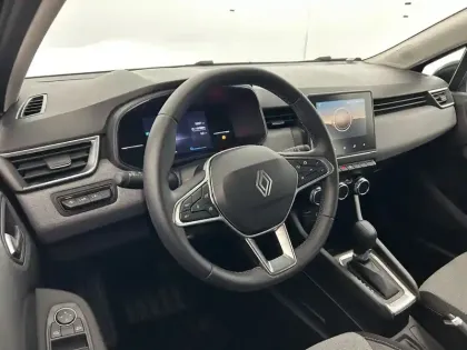 Photo 9 Renault Clio  E-Tech full hybrid 145