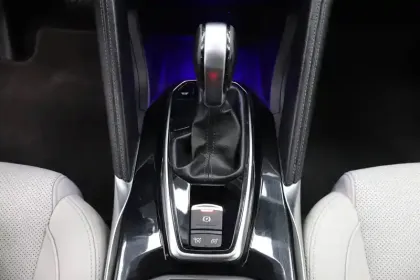 Photo 32 Renault Koleos  dCi 175 4x2 X-tronic