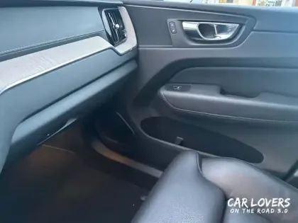 Photo 24 Volvo Xc60  B5 AWD 235 ch Geartronic 8