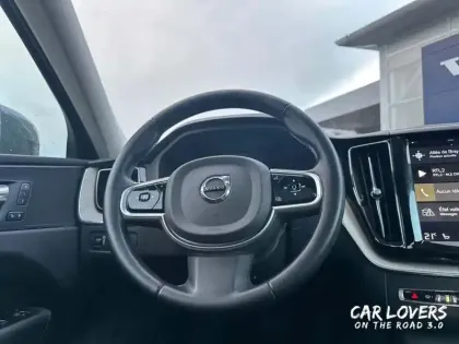 Photo 11 Volvo Xc60  B5 AWD 235 ch Geartronic 8