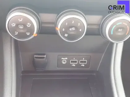 Photo 38 Renault Captur  TCe 140 - 21