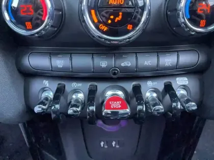 Photo 24 Mini Mini Hatch 3 Portes Cooper 136 ch BVA7