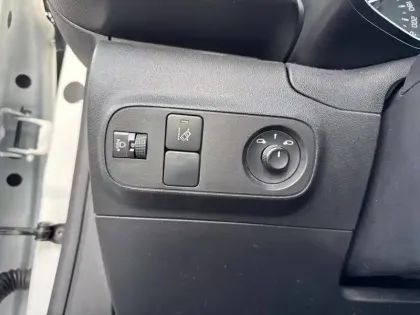 Photo 17 Citroën C3  PureTech 83 S&S BVM5