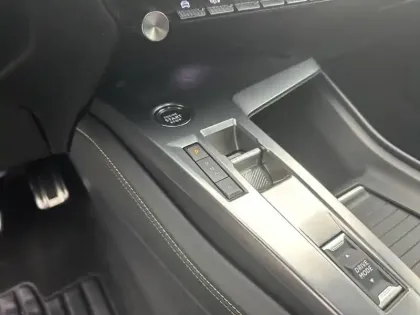 Photo 13 Peugeot 308  PHEV 225 e-EAT8