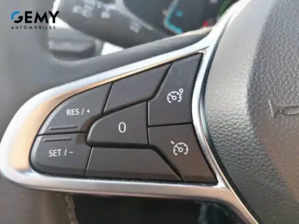 Photo 55 Renault Clio  E-Tech full hybrid 145