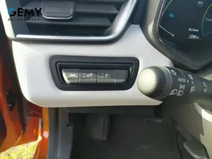 Photo 54 Renault Clio  E-Tech full hybrid 145