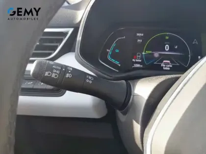 Photo 56 Renault Clio  E-Tech full hybrid 145