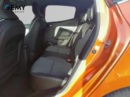 Photo 9 Renault Clio  E-Tech full hybrid 145