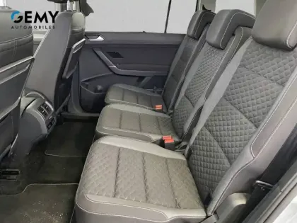 Photo 27 Volkswagen Touran Gén. III Ph1 Connect 5