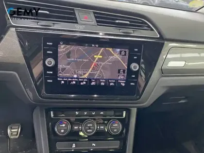 Photo 33 Volkswagen Touran Gén. III Ph1 Connect 5