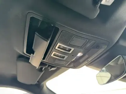 Photo 25 Land rover Range Rover  Evoque Mark I P300e PHEV AWD BVA8