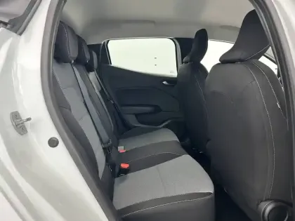 Photo 15 Renault Clio  Blue dCi 100 ch GSR2