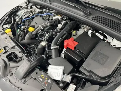 Photo 21 Renault Clio  Blue dCi 100 ch GSR2