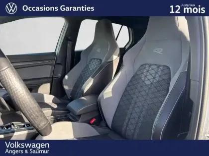 Photo 12 Volkswagen Golf  1.5 eTSI OPF 130 DSG7