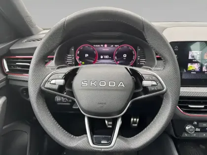 Photo 11 Skoda Kamiq  1.0 TSI Evo 2 116 ch DSG7