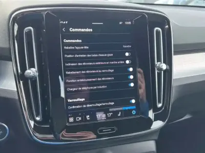 Photo 24 Volvo Xc40  B3 163 ch DCT7