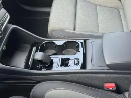 Photo 27 Volvo Xc40  B3 163 ch DCT7