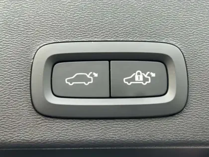 Photo 9 Volvo Xc40  B3 163 ch DCT7