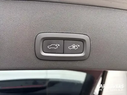 Photo 34 Volvo Xc40  B3 163 ch DCT7