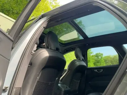 Photo 28 Volvo Xc60  T8 AWD Hybride rechargeable 310 ch+145 ch Geartronic 8