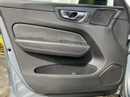 Photo 24 Volvo Xc60  T8 AWD Hybride rechargeable 310 ch+145 ch Geartronic 8