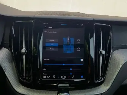 Photo 17 Volvo Xc60  T8 AWD Hybride rechargeable 310 ch+145 ch Geartronic 8