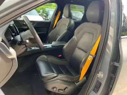 Photo 14 Volvo Xc60  T8 AWD Hybride rechargeable 310 ch+145 ch Geartronic 8