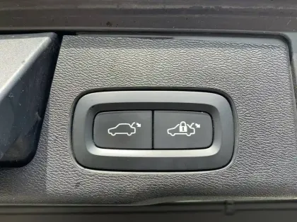 Photo 39 Volvo Xc60  T8 AWD Hybride rechargeable 310 ch+145 ch Geartronic 8