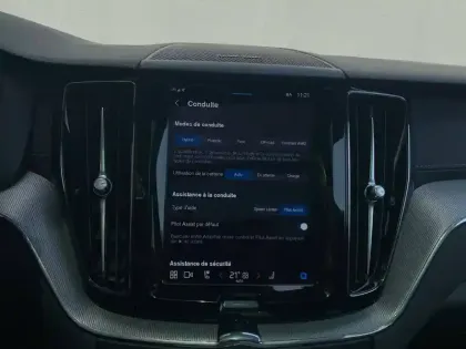 Photo 21 Volvo Xc60  T8 AWD Hybride rechargeable 310 ch+145 ch Geartronic 8